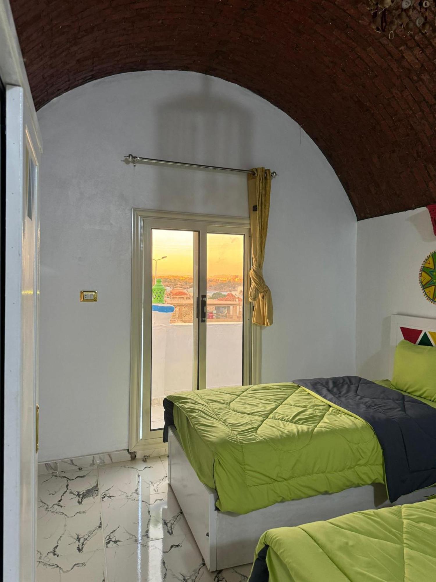 Lawanda Nubian House Bed & Breakfast Асуан Стая снимка